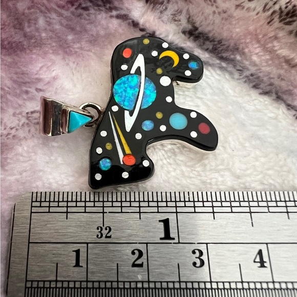❤️ Zuni Inlaid Galaxy Native Signed “GI” 925 Horse / Pony Pendant New Mexico - Picture 7 of 13